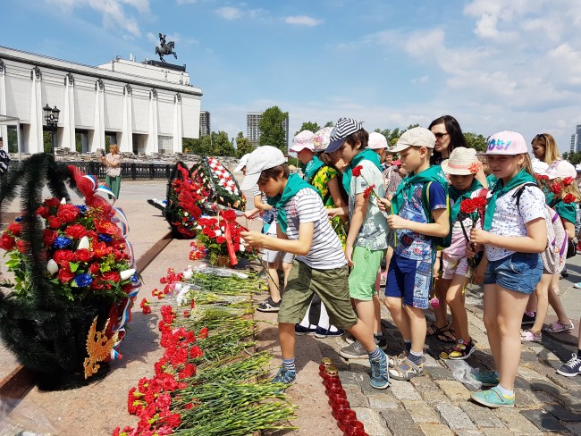 Митинг на поклонной горе